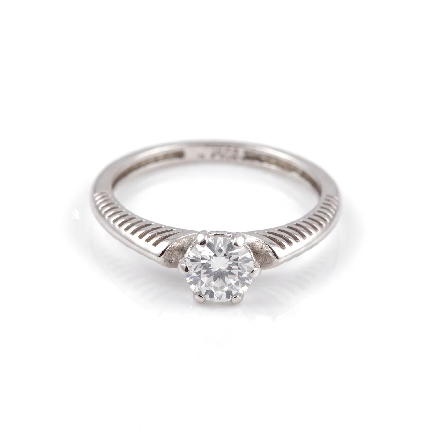 Ribbed Solitaire, view 1 — House of Mina