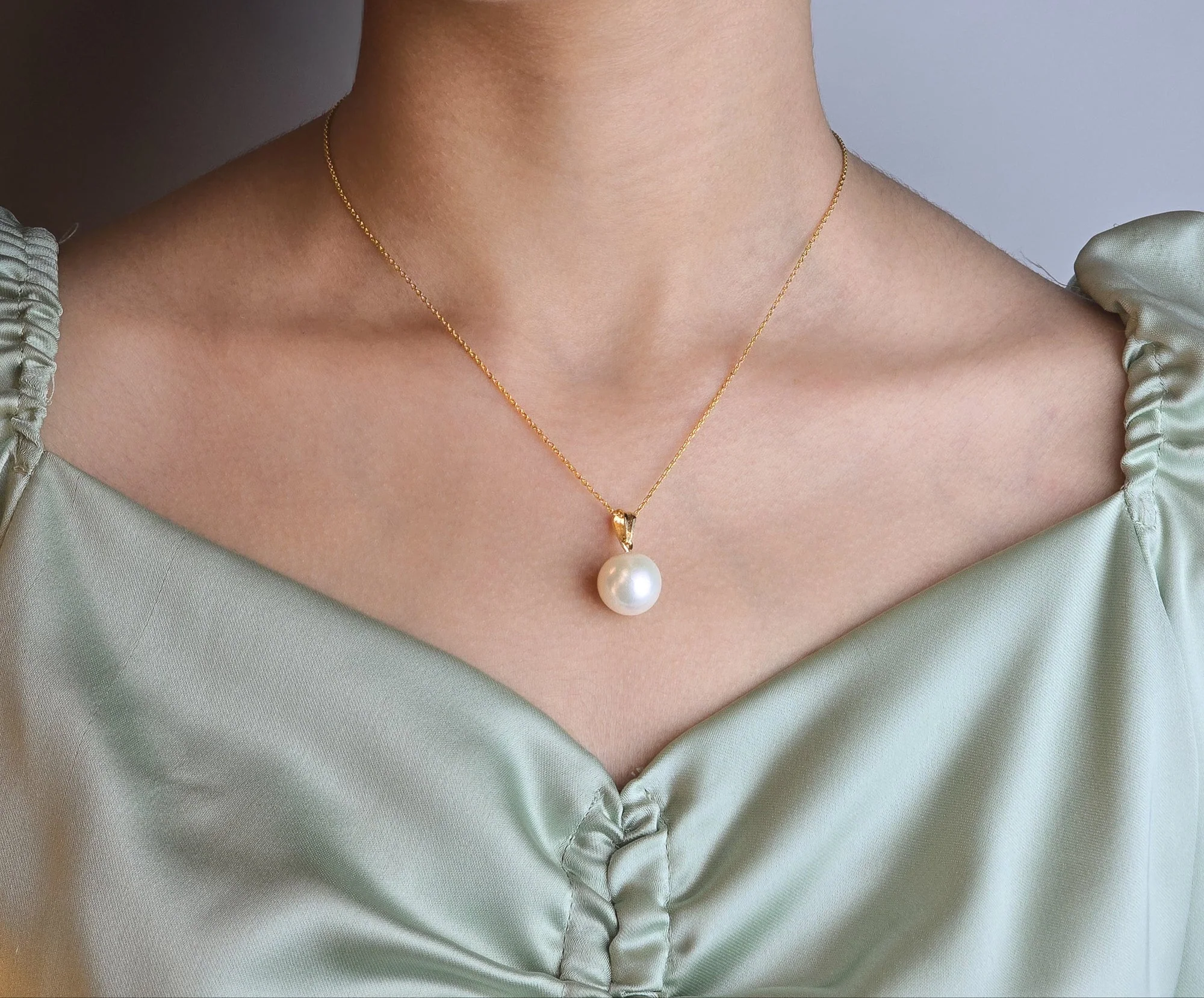 Round Pearl Pendant, view 4 — House of Mina