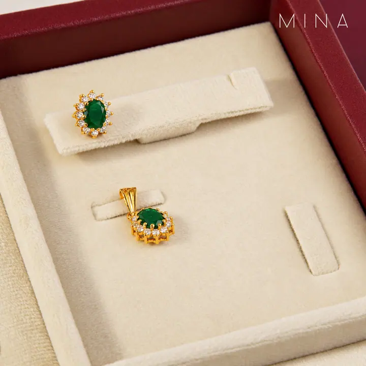 Emerald Oval Halo Locket Set — Locket Sets, House of Mina
