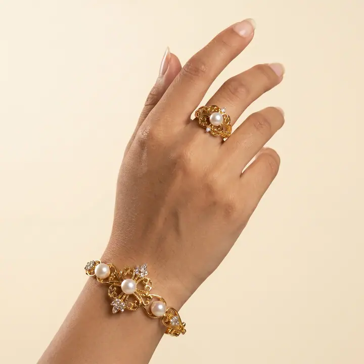 Pearl Cluster Set — Wristwear, House of Mina
